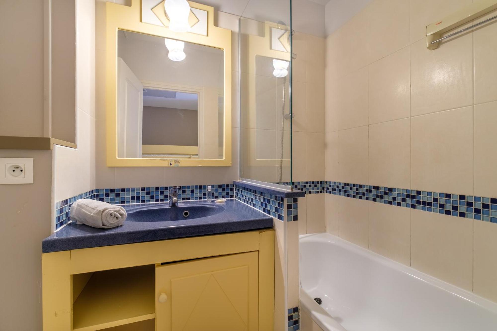 סאן-לורן-דו-ואר Residence Heliotel Marine מראה חיצוני תמונה